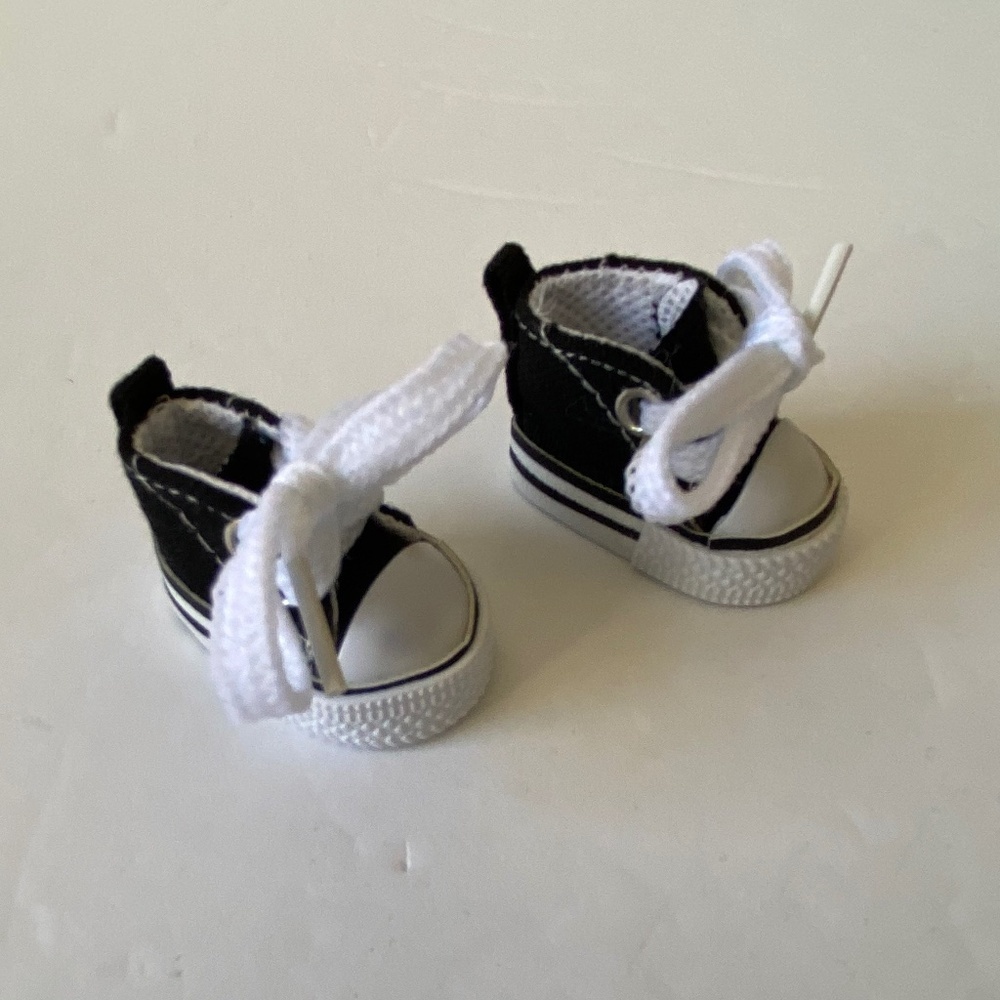 LABUBU SHOES - Picture 2 of 6